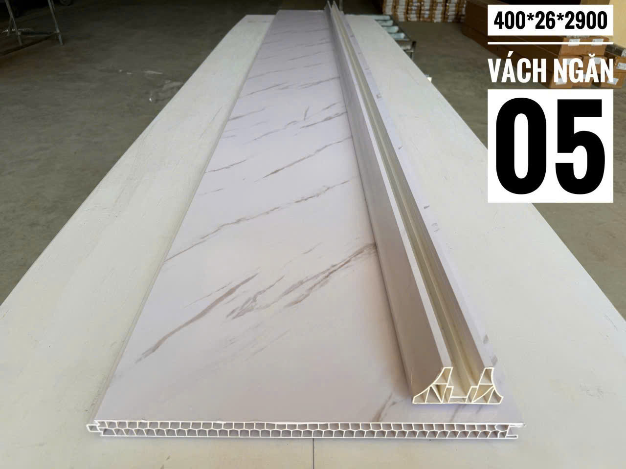 TẤM VÁCH NGĂN 05